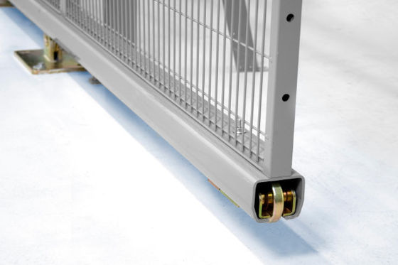 Kleine 6m 6 Meters strijken de Zilveren Gegalvaniseerde Hardware van het het Spoorsysteem van de Cantileverpoort